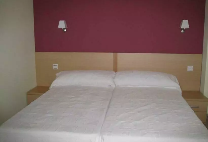 ペンション Hostal Ducal