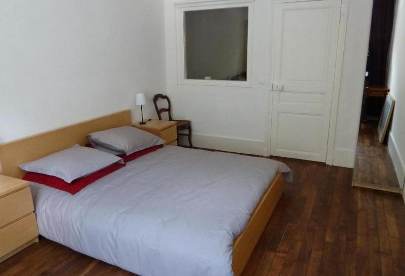 بنسيون Les Carrés