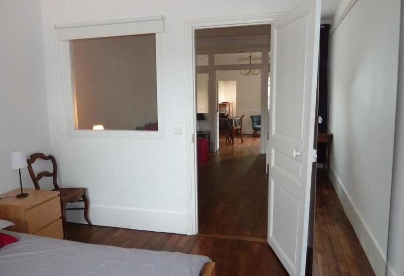 بنسيون Les Carrés