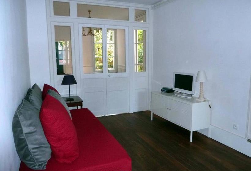 بنسيون Les Carrés