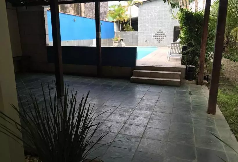 ペンション Pousada Boramar