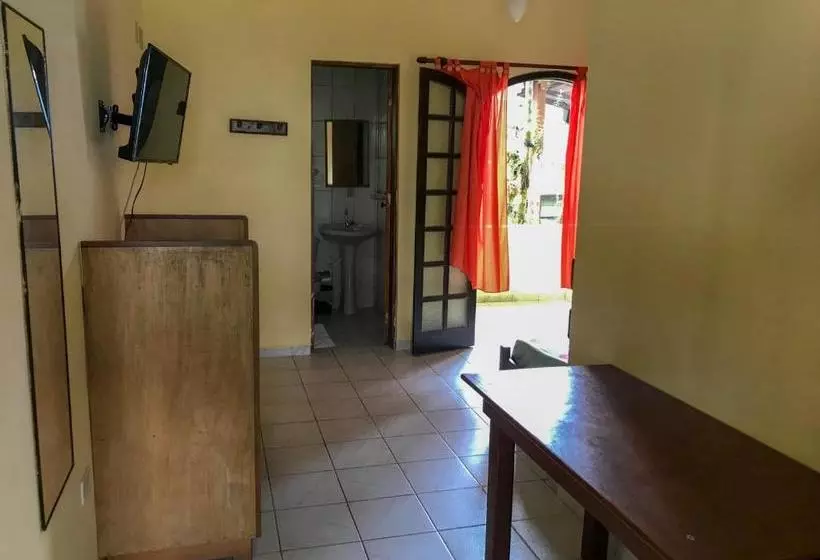 ペンション Pousada Boramar