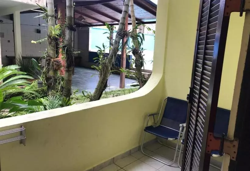 ペンション Pousada Boramar