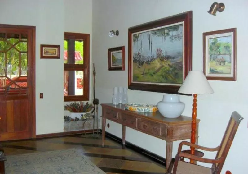 پانسیون Pousada Praia De Itacoatiara