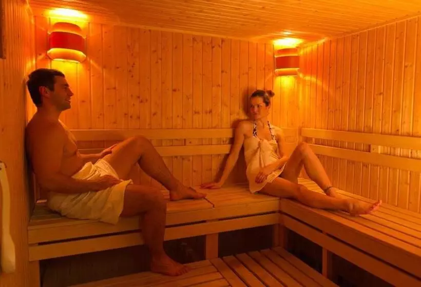 Pensione Residence Arx & Wellness