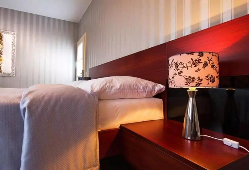 Pensione Residence Arx & Wellness