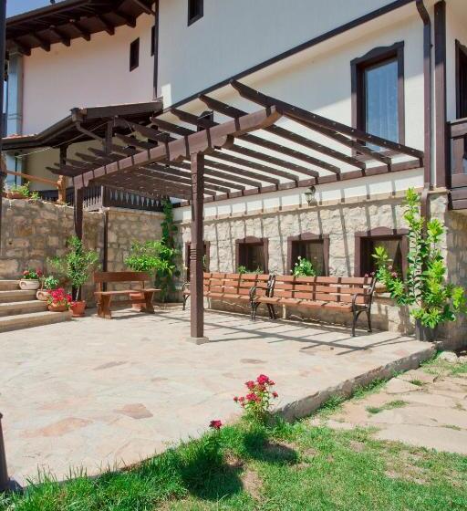 هاستل Chorbadji Petkovi Hanove