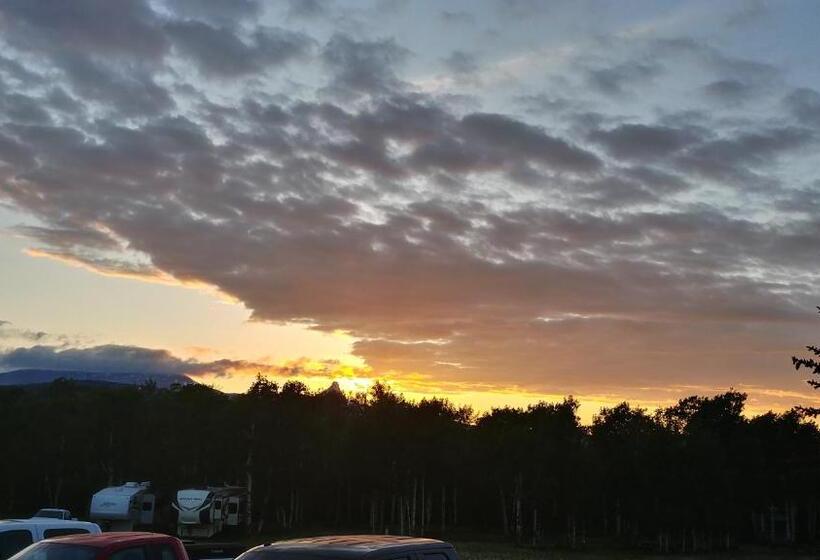 فندق صغير Duck Lake Lodge