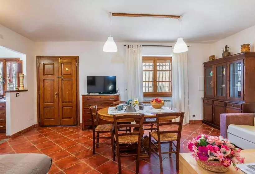 هتل Agriturismo Fattoria Podere Peciano
