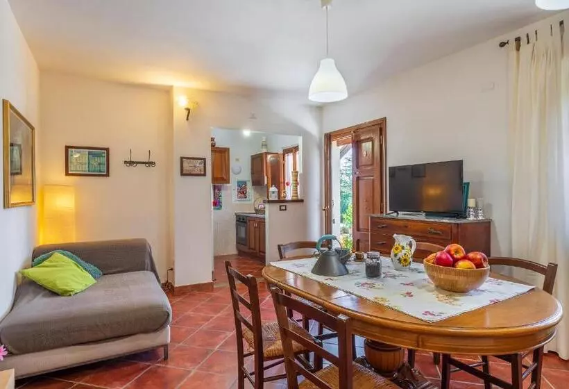 هتل Agriturismo Fattoria Podere Peciano