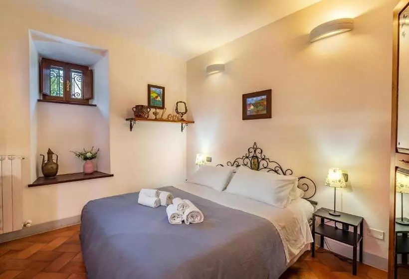 هتل Agriturismo Fattoria Podere Peciano