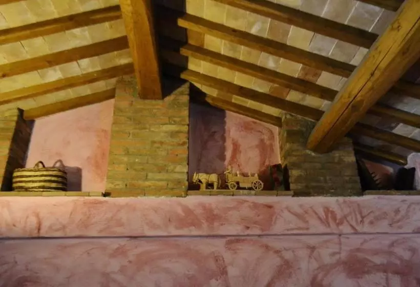 ホテル Agriturismo Selvella