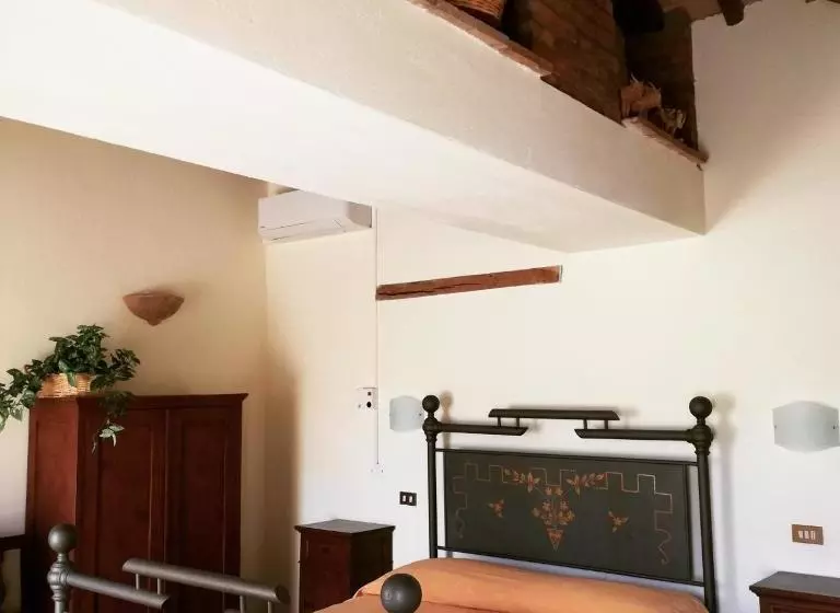 ホテル Agriturismo Selvella