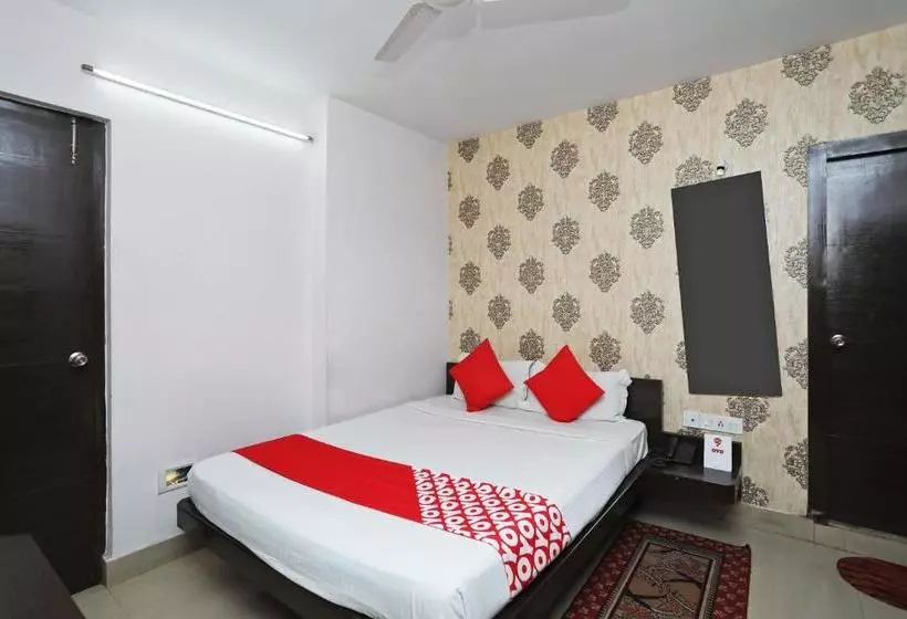 Oyo 988 Hotel Metropolis Inn