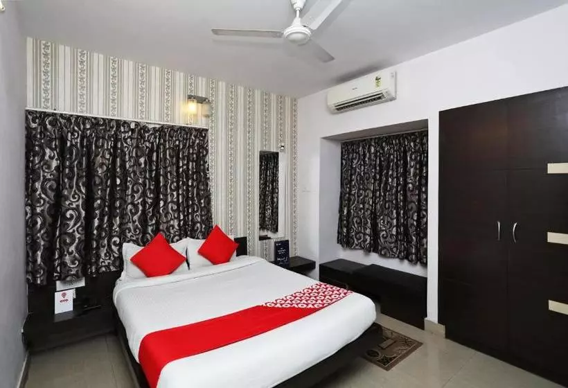 Oyo 988 Hotel Metropolis Inn