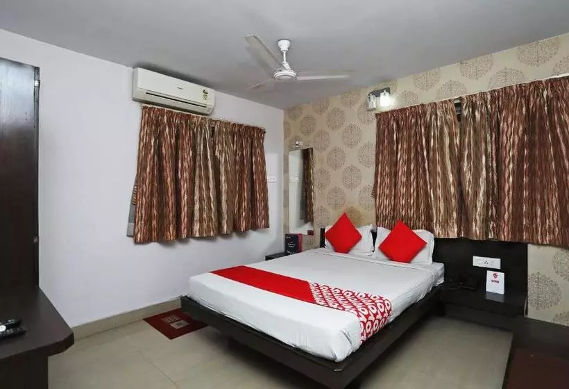 Oyo 988 Hotel Metropolis Inn