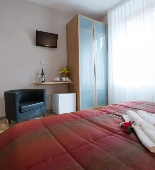 ペンション Affittacamere Da Paulin