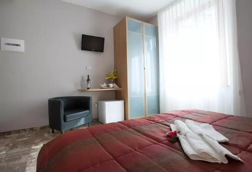 ペンション Affittacamere Da Paulin