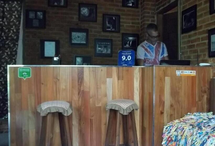 پانسیون Chalés City Camael