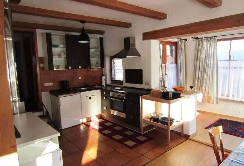 Majatalo Gästehaus Gerti