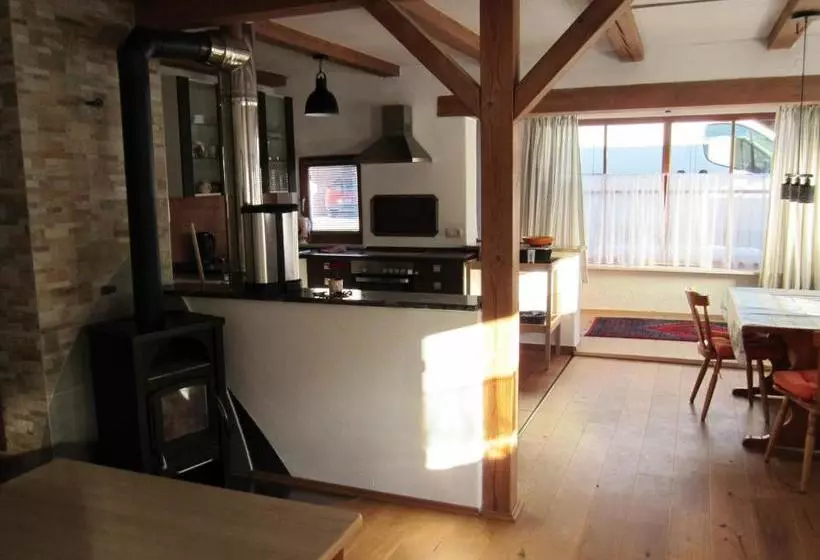 Majatalo Gästehaus Gerti