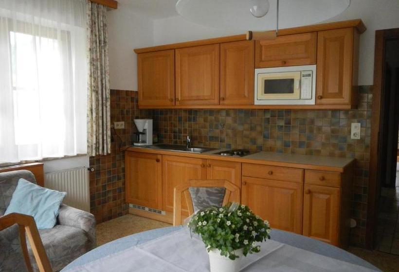 ペンション Haus Kathrin