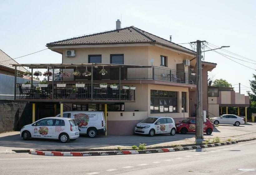 بنسيون Penzion Toscana