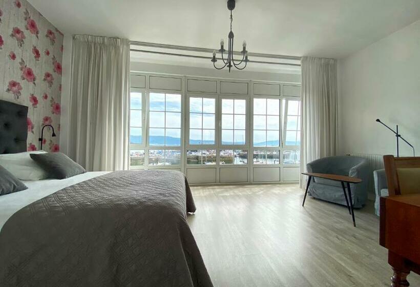 Pensión Residencia J. Lago