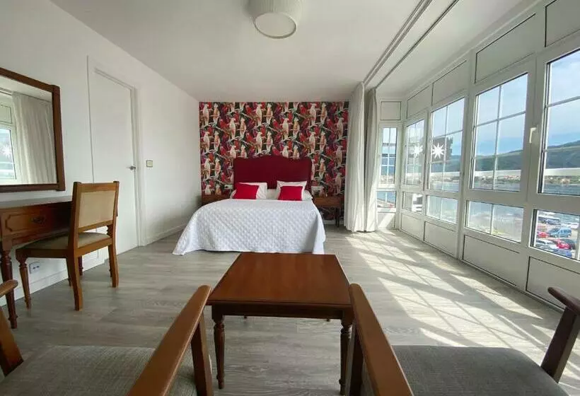 Pensión Residencia J. Lago