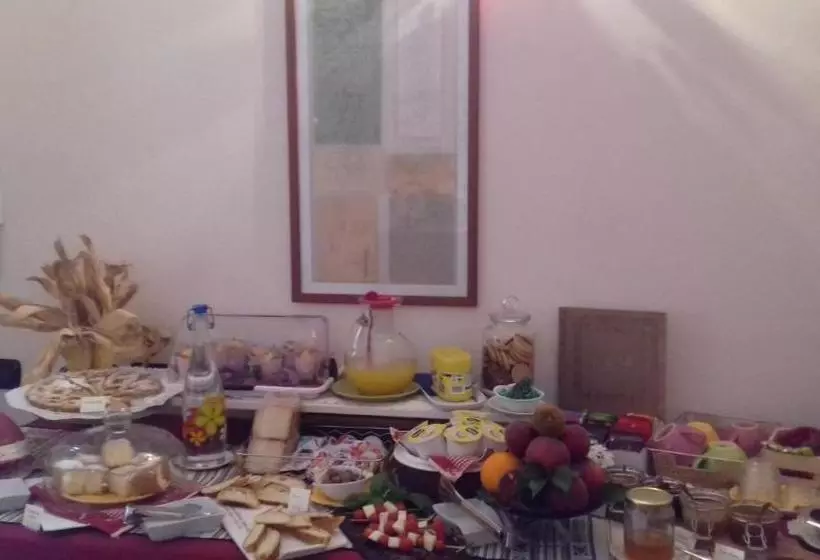 پانسیون S Attobiu B&b And Guest Houses