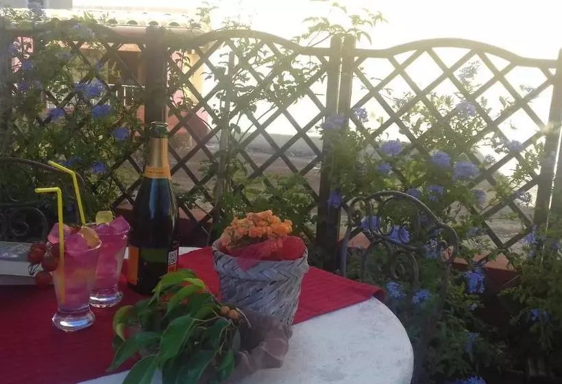 پانسیون S Attobiu B&b And Guest Houses