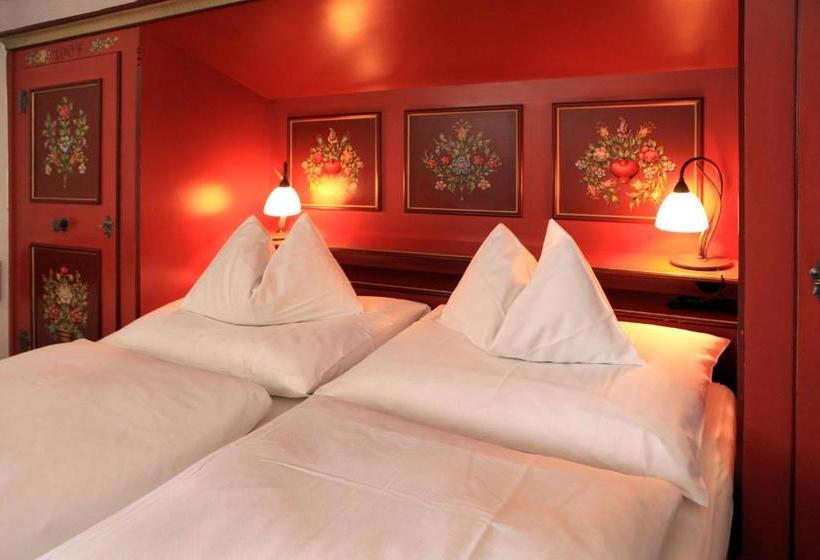 ペンション Villa Egger