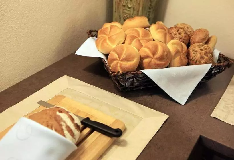 ペンション Villa Egger