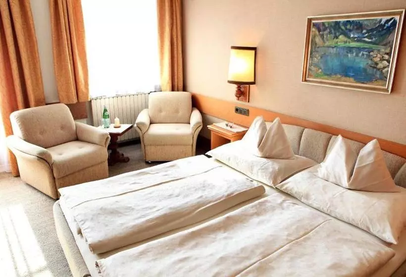 ペンション Villa Egger