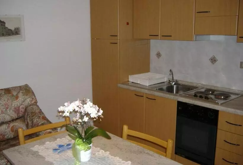 Residence Hotel Montechiara