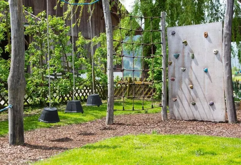 Residence Obermoarhof   Comfortable Apartments For Families, Swimmingpool, Playing Grounds, Almencar