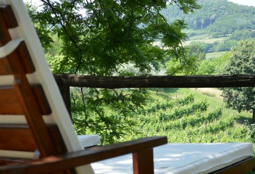 ホテル Colle Del Barbarossa