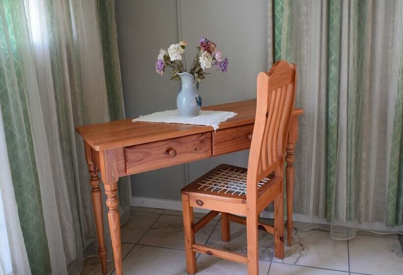 פנסיון Auberge Alouette Guesthouse