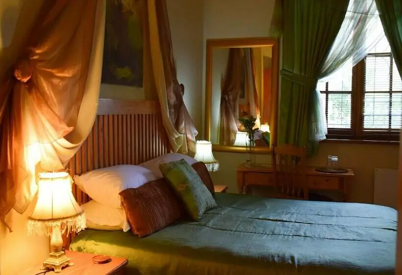 ペンション Auberge Alouette Guesthouse