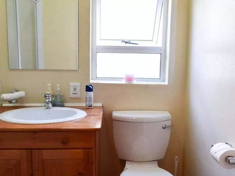 ペンション Auberge Alouette Guesthouse