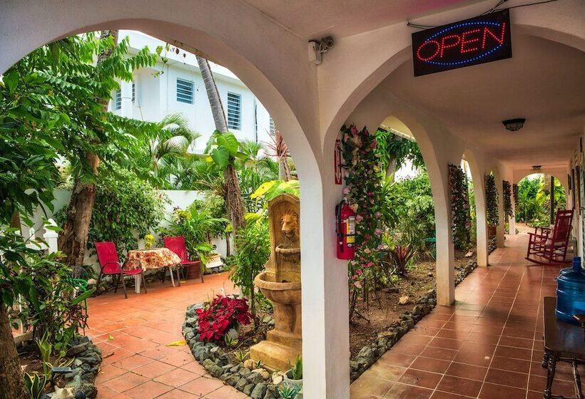 پانسیون Coconut Palms Inn