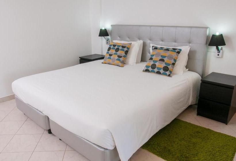 膳宿费 Estudios Salinas   Fuseta