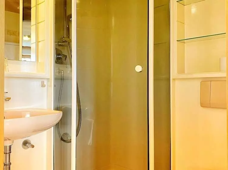 Majatalo Gasthof Graf