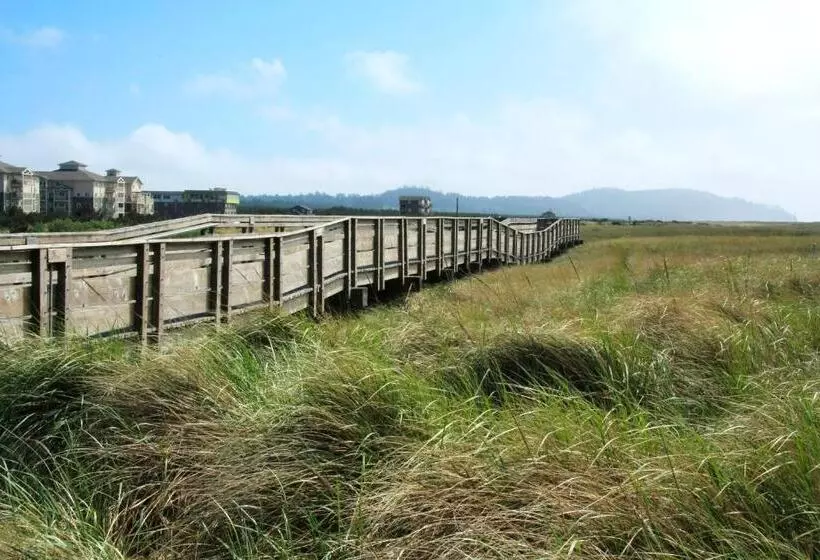 ペンション Historic 1920s Cabin