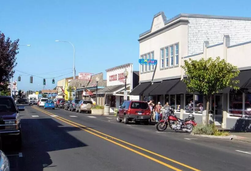 ペンション Historic 1920s Cabin
