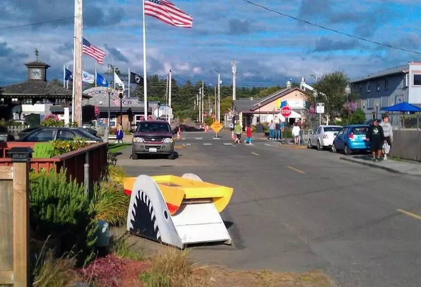 ペンション Historic 1920s Cabin