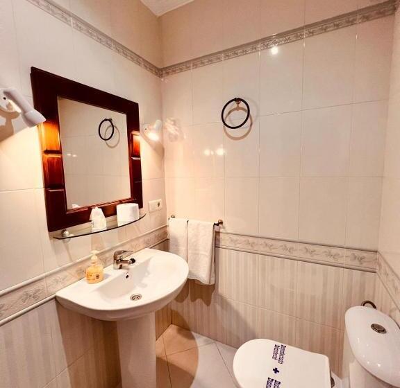 پانسیون Hostal Muriel