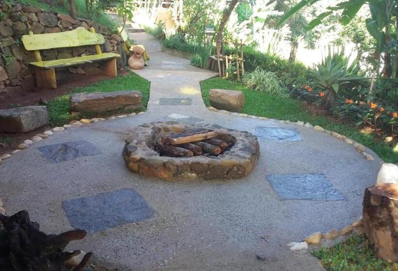 펜션 Pousada Pinhalense