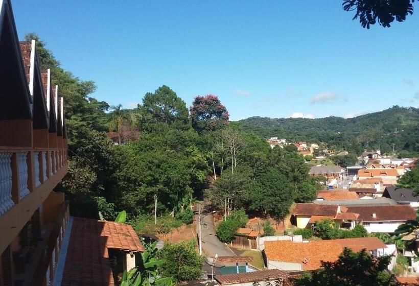 펜션 Pousada Pinhalense