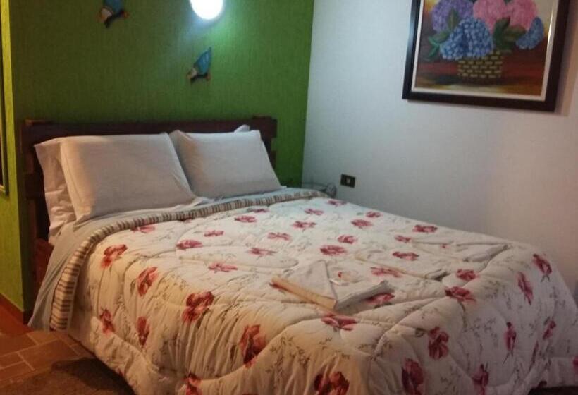 펜션 Pousada Pinhalense